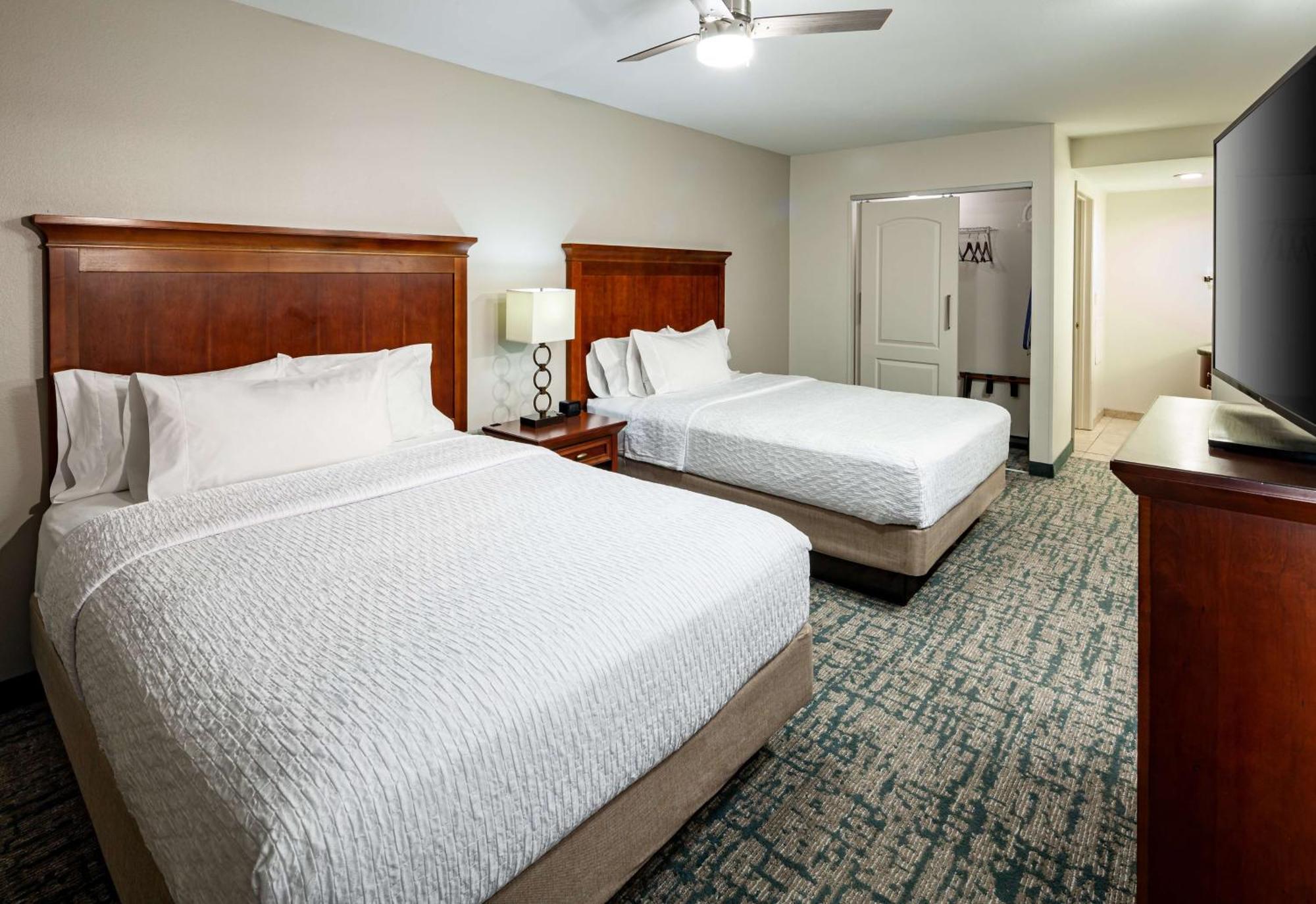 Homewood Suites By Hilton Gainesville Bagian luar foto