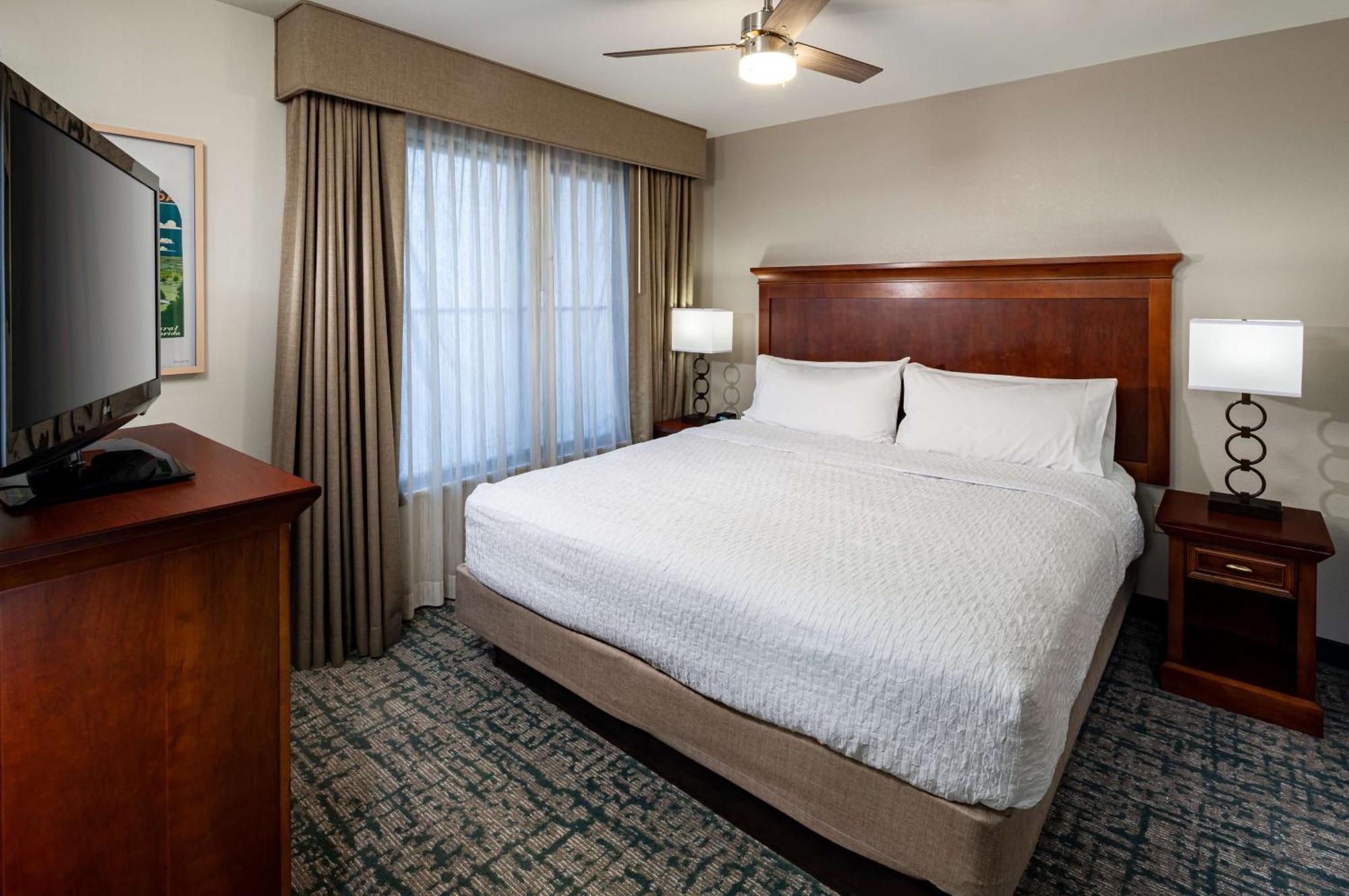 Homewood Suites By Hilton Gainesville Bagian luar foto